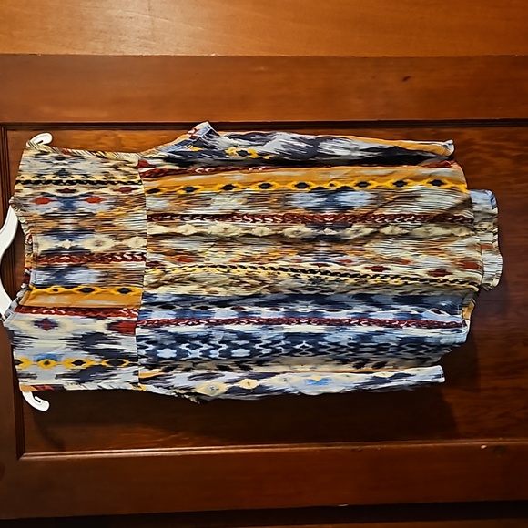 Sleeveless shirt - Picture 2 of 5